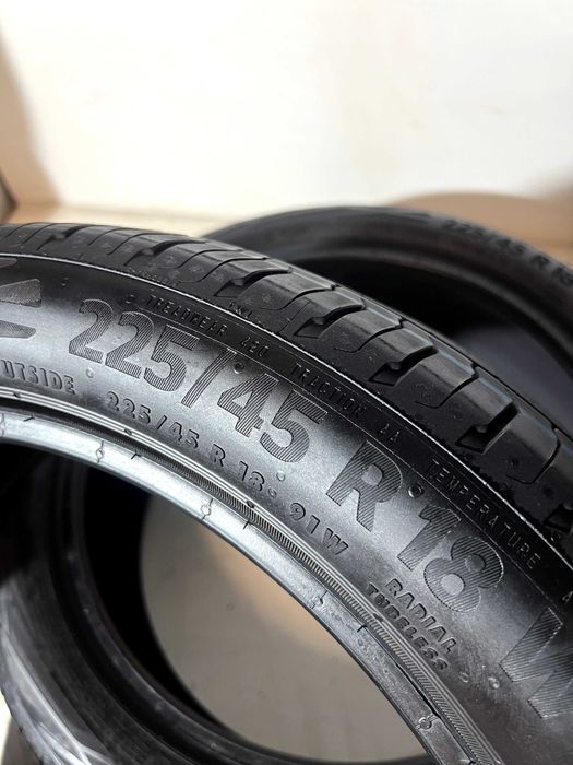 Pneus Continental Eco Contact 6 - 225/45/18 - Como NOVOS