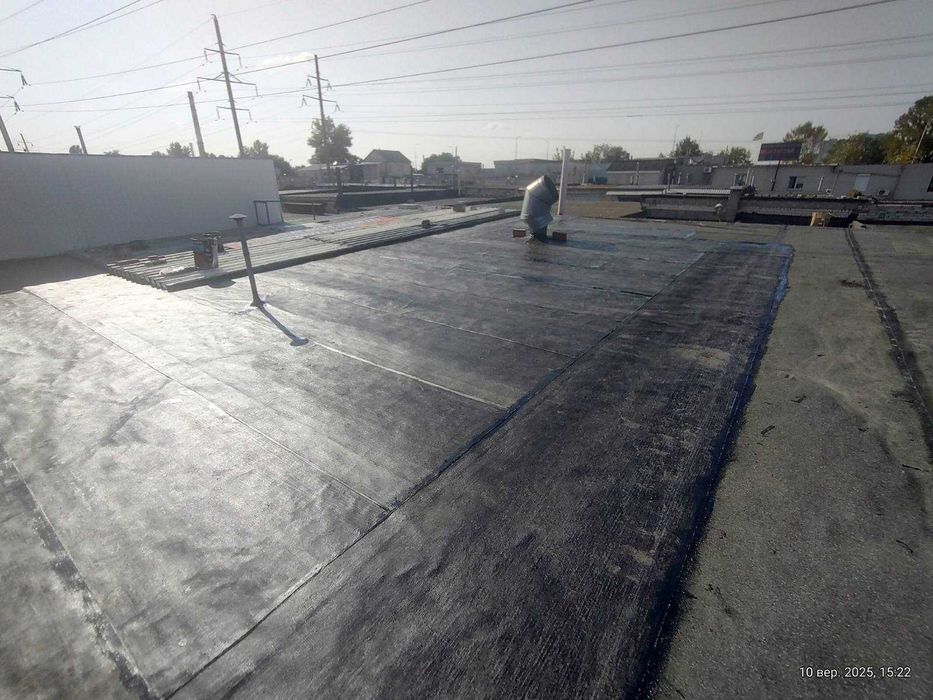 Гараж СТО Техстанція Великий ДВА сусідні Троєщина 11.60х11.40м 132квм