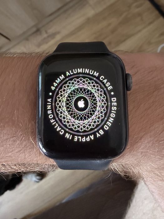 Apple Watch SE sprawny