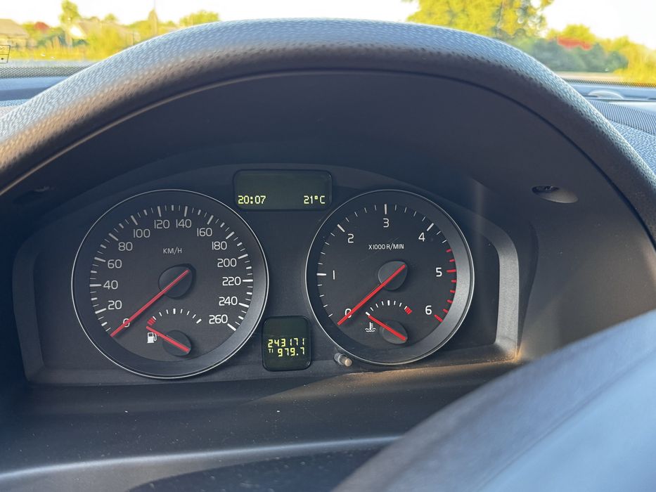 Продам volvo v50
