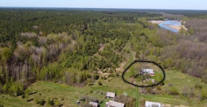 Будинок біля лісу та озера. Гута Ткачова.