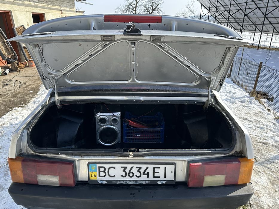 Продам машину ВАЗ 21099