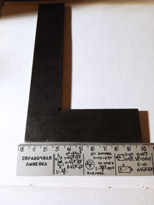 Угольник 160 на 100 плоский.