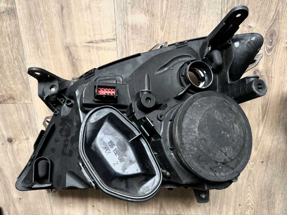 Reflektory (L+P) Opel Signum (Vectra C) 2004 r.