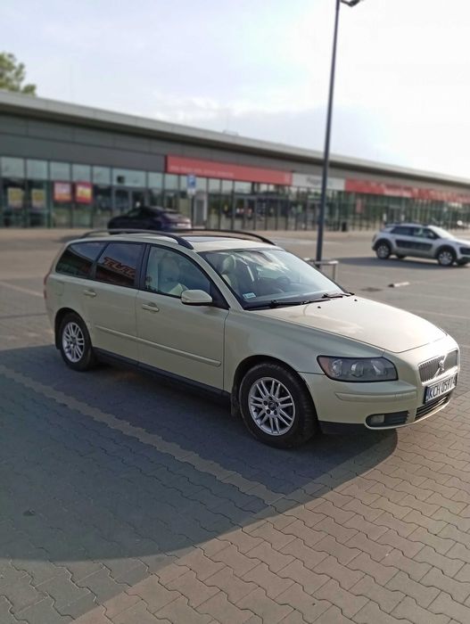 Sprzedam Volvo V50. Benzyna 1.8.