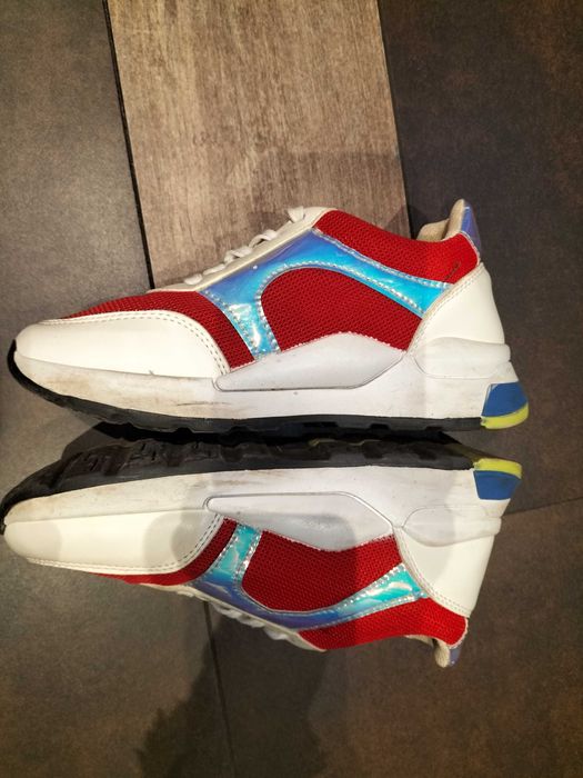 Adidasy sportowe, róż. 36