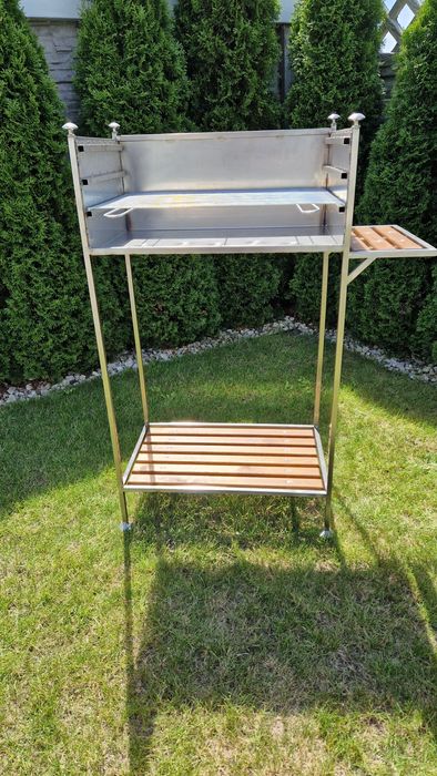 Grill ogrodowy ze stali nierdzewnej