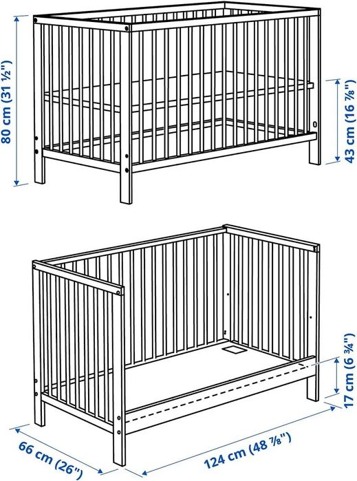 Berço ou cama de bebé com proteção, colchão edredom e roupa de cama
