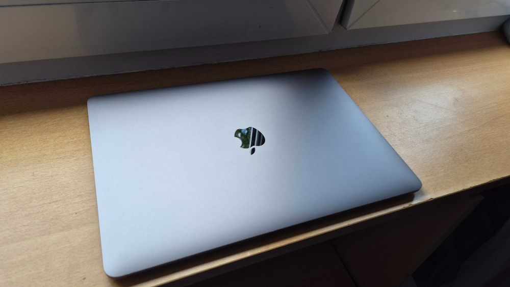 Macbook Air M1 2020 - STAN IDEALNY PL | ENG description below