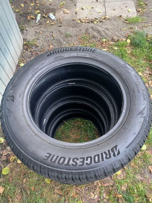 Opony zimowe BRIDGESTONE BLIZZAK R17 215/65