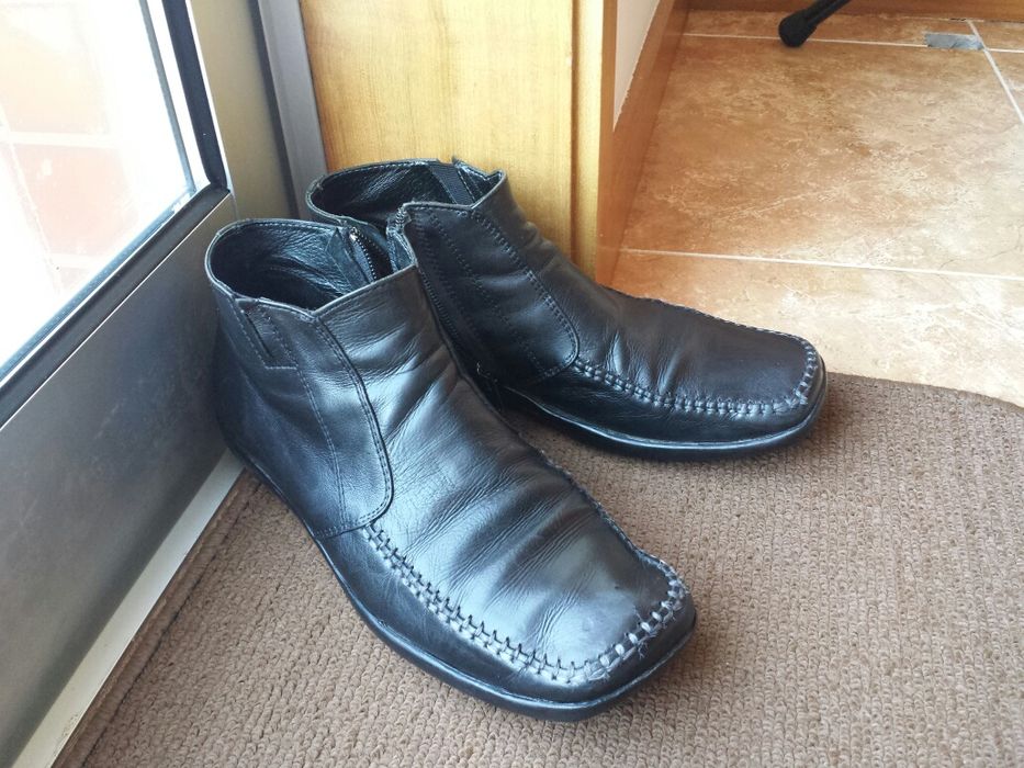Botas em pele, super confortáveis