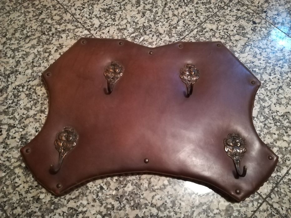 Cabide de antiquário