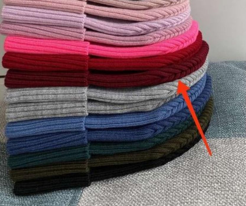 Шапка весна-осінь хіт продаж