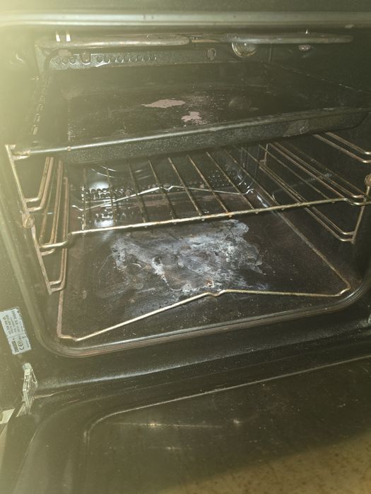 Духова шафа Zanussi