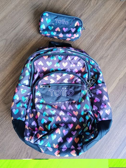 Mochila escolar TOTTO com estojo