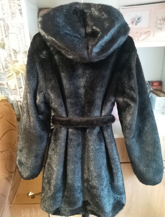 Продам зимовий одяг