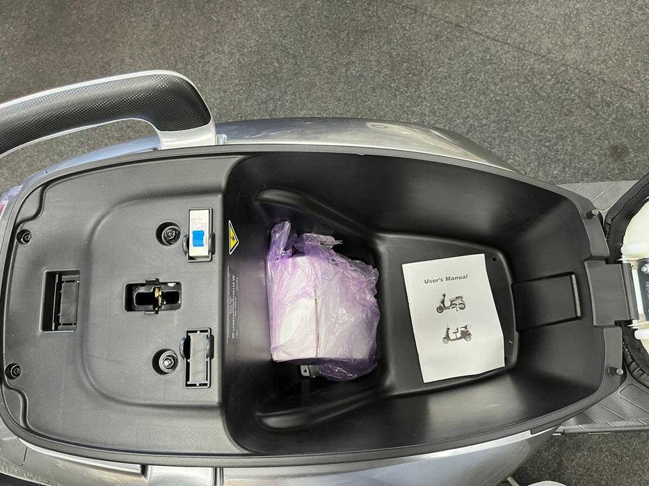 Электроскутер NISA K6. Графен