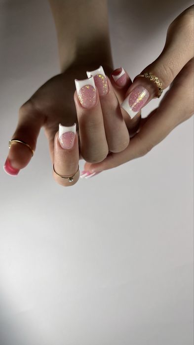 Манікюр педикюр осокорки славутич брови