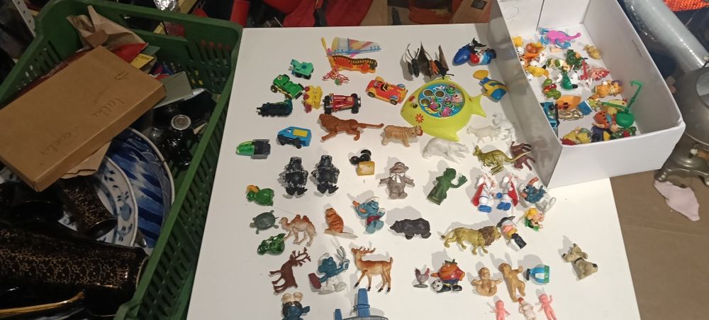 Zabawki z PRL Kinder niespodzianka i inne mix