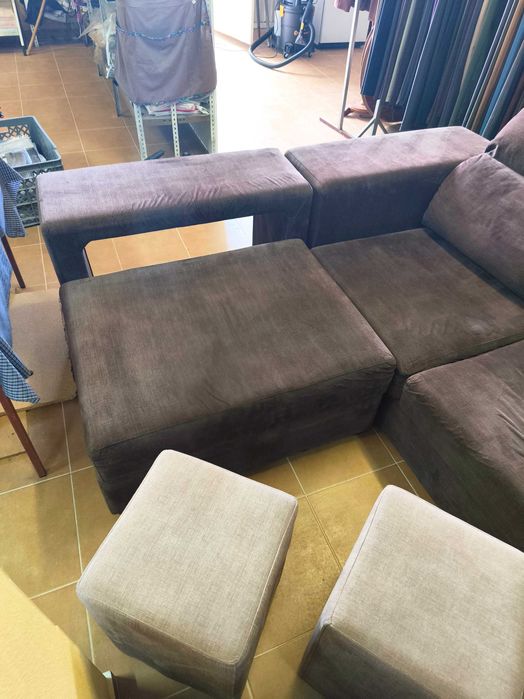 Sofá vintage castanho c/chaise long + 4 bancos incluídos