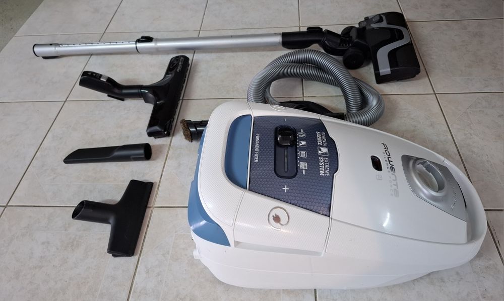 Aspirador Rowenta silence force