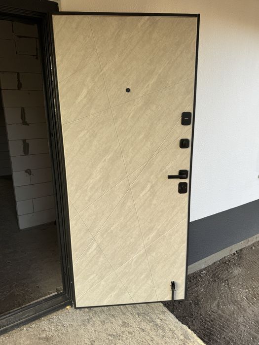 Продам  дом Новострой