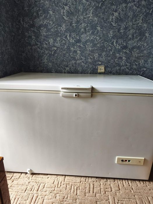 Морозильна камера ( ларь) Whirlpool WHM3911 390 л, A+, повністю справна