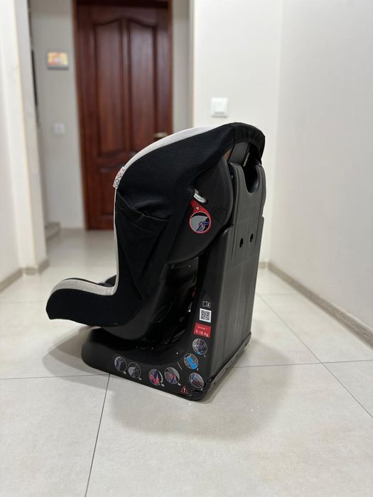 Детское автокресло Chicco go on