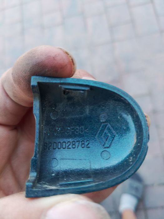 Захисна кришка для рено лагуна 2