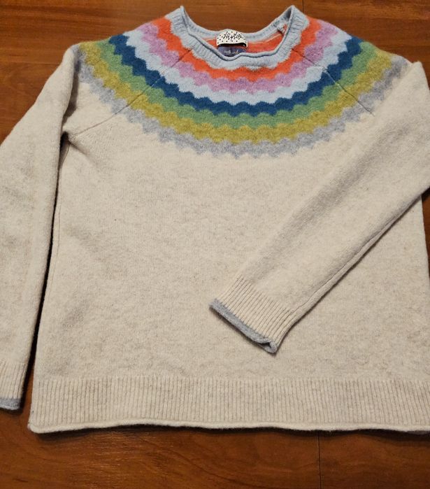 Beżowy wełniany sweter z kolorowymi wstawkami  S/M