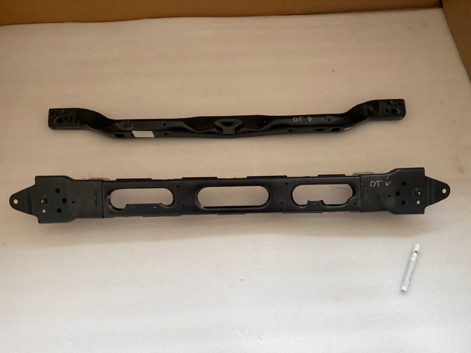 Dolna belka pasa Dodge RAM 1500 V DT 19 - 24