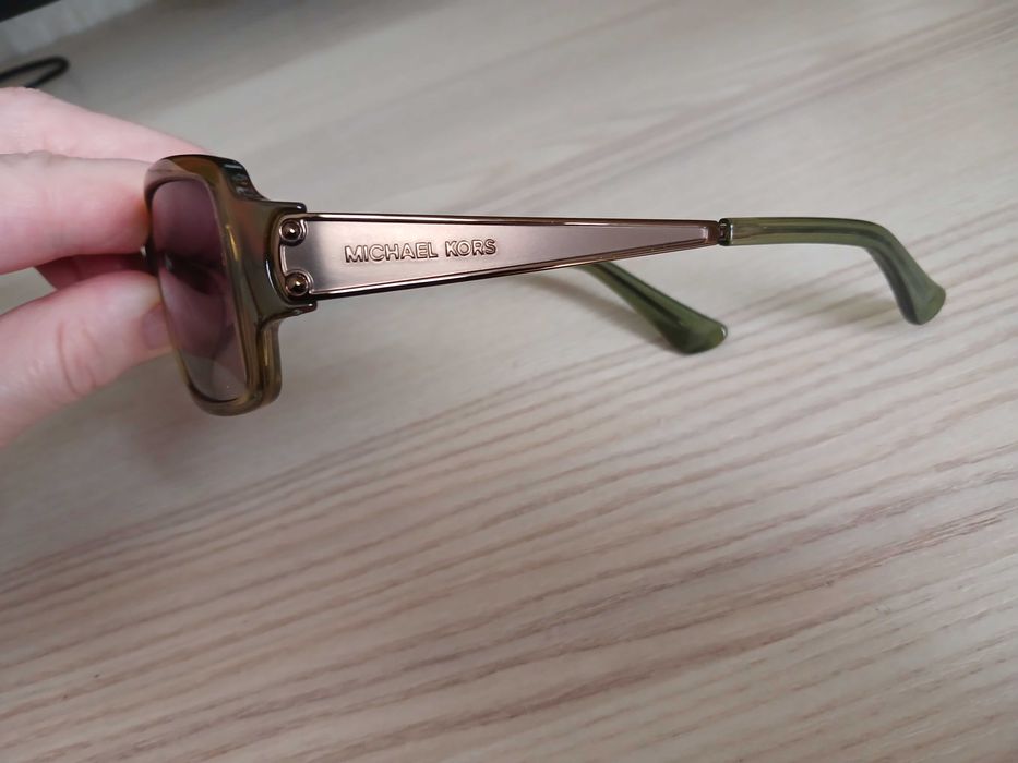 Солнцезащитные очки Michael Kors, оригинал