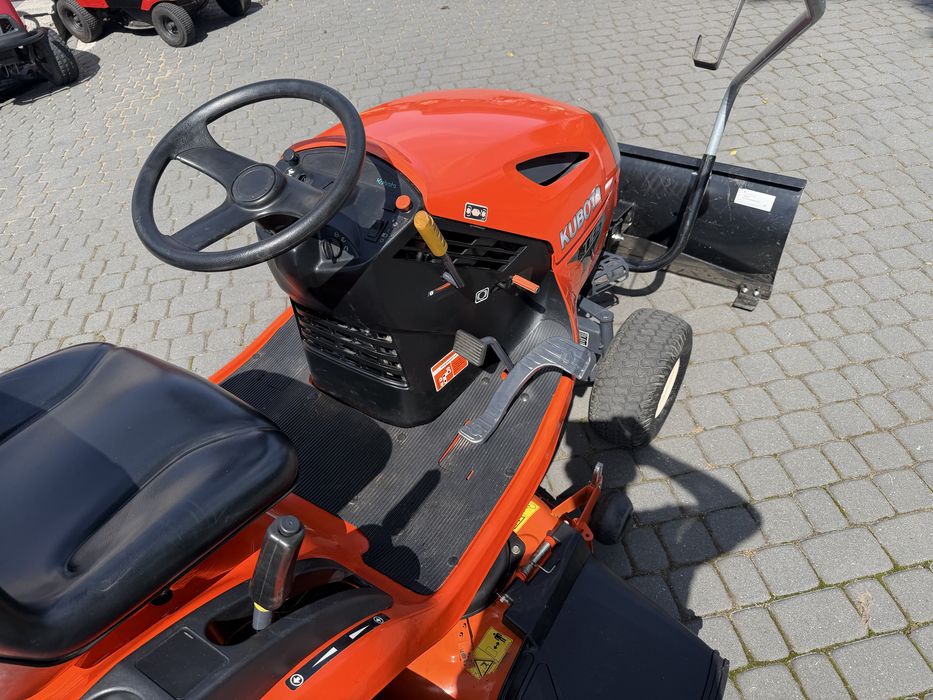 Traktorek Kosiarka Kubota T1880 z pługiem Super Stan