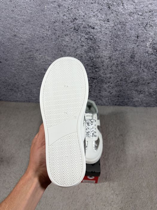 Pierre Cardin White and Silver