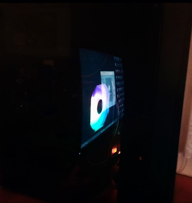 Pc gamingowy do gier i do pracy