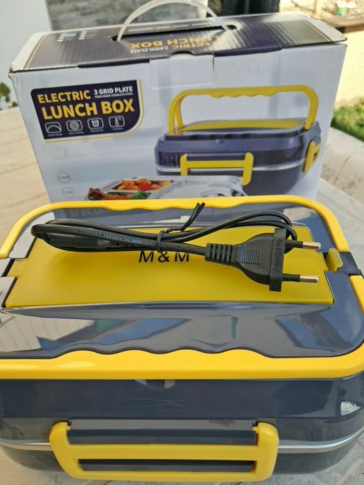 Lancheira De Aço Inoxidável 1,5l, Para Viagem , com ficha 12v ou 220v novo