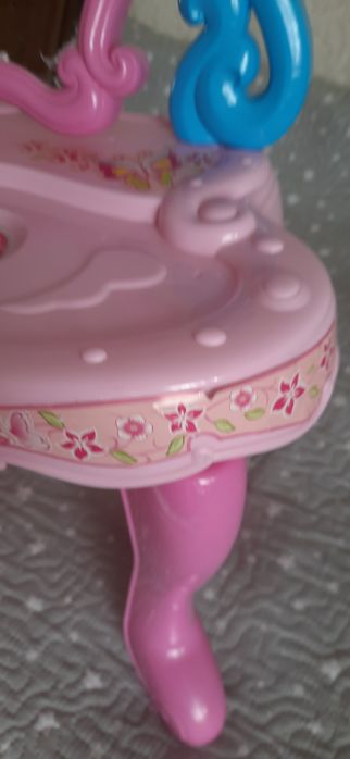 Туалетний столик дитячий