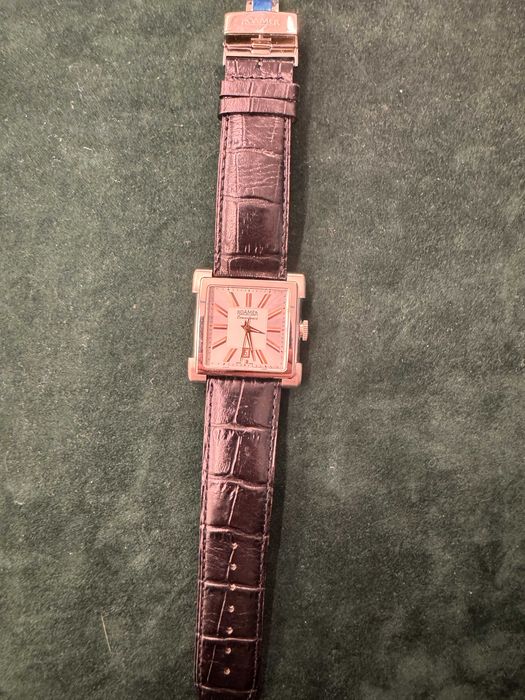 Новые  часы  ROAMER 101.551