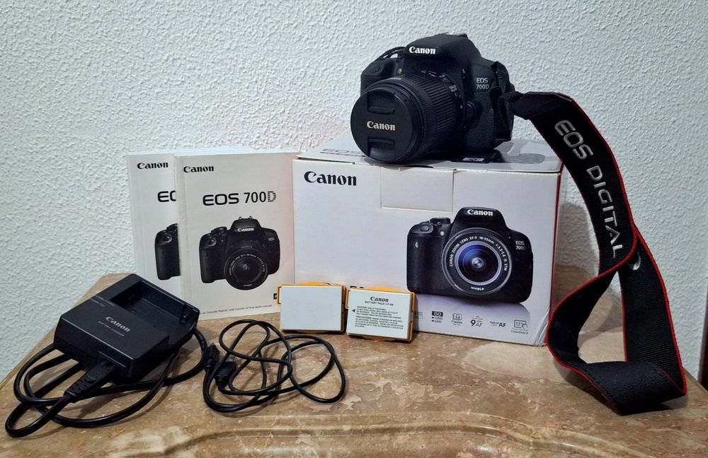 Canon 700D + 18-55mm