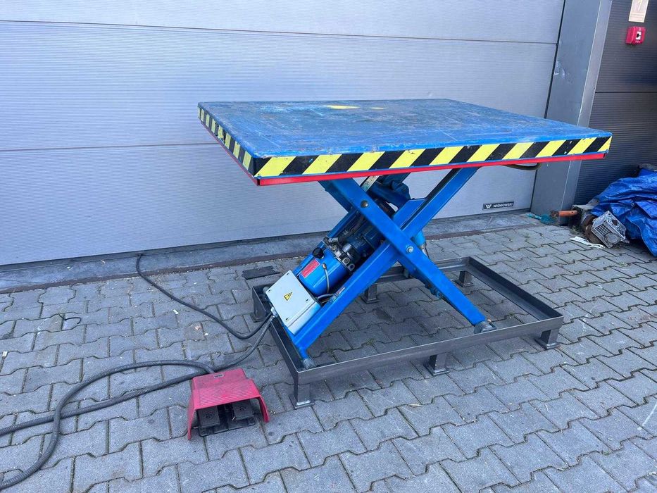 Hydrauliczny stół nożycowy 1240x1000mm