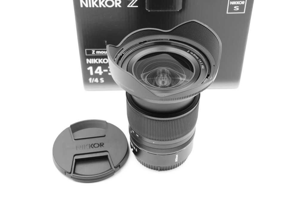 Objetiva Nikon Z 14-30mm f/4 S - NOVA