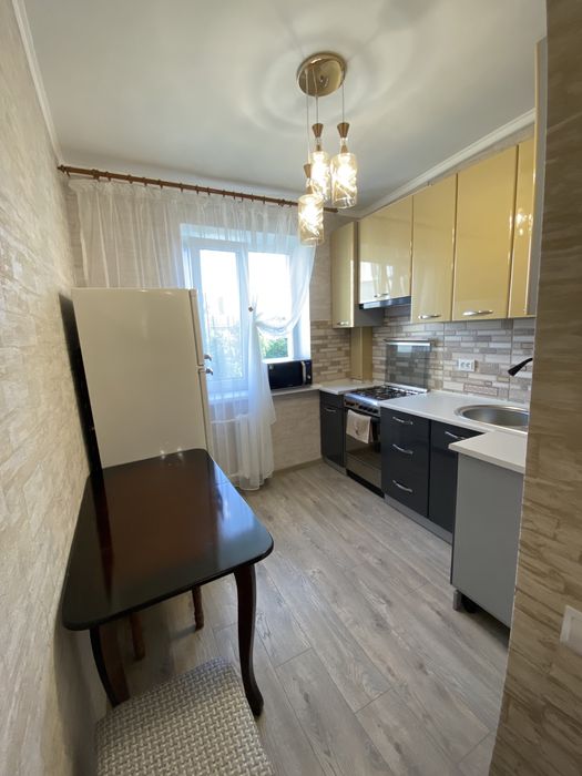 ВІЛЬНА‼️ЛЮКС НОВИЙ РЕМОНТ ‼️Центр,Лікарня центральна, Славний город