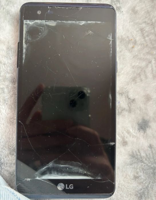 Telefon LG x power