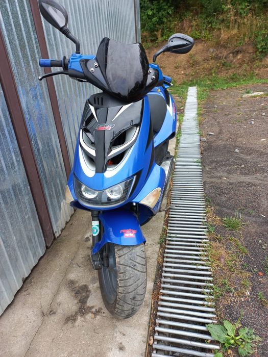 Skuter Aprilla Sr 50