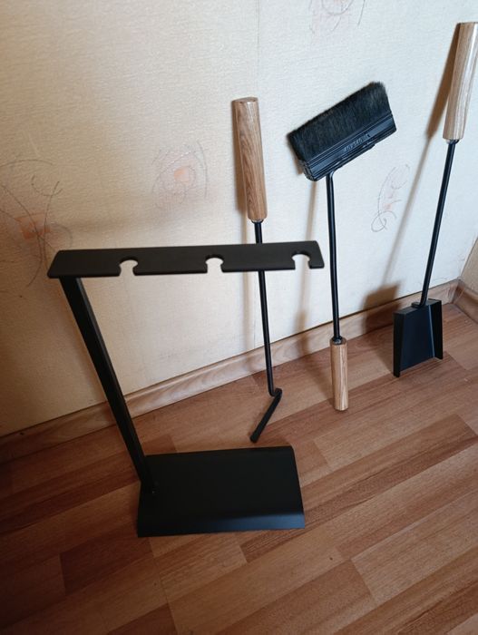Прилади для каміна,грубки,барбекю. Каміний набір.З дерева.яними ручкам