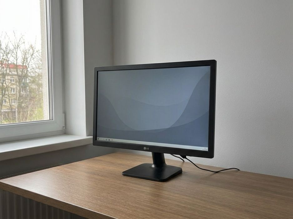 2 Monitores LG Full HD 24” + 22” | HDMI | 75Hz