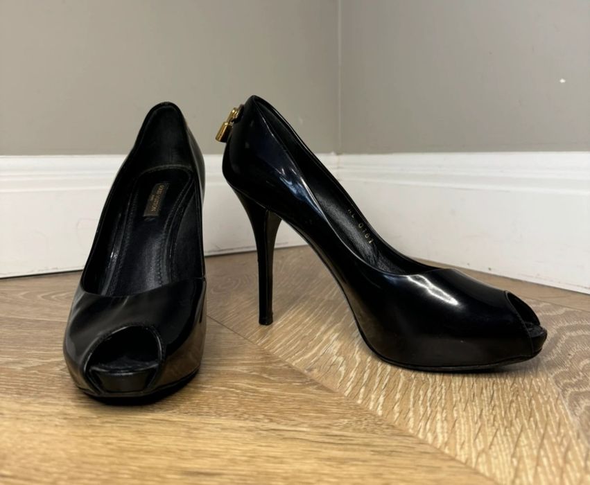 Sapatos Louis Vuitton