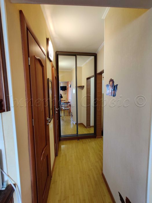 Сдам 2 комнатную с ремонтом на песках