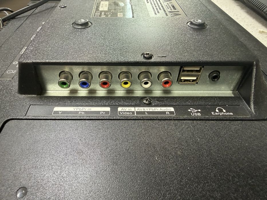 Продам тв Saturn 24 дюйма