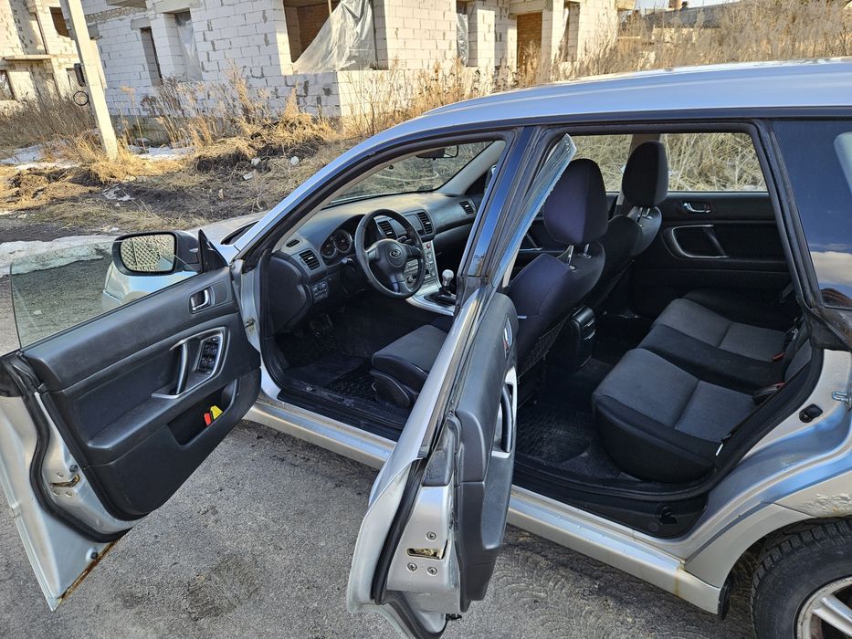 Subaru Outback 2004 рік 2.0 бензин 4×4 для військових в Україні